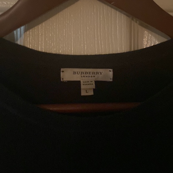 Mens BURBERRY London Black Sweater Size Large - Picture 2 of 4
